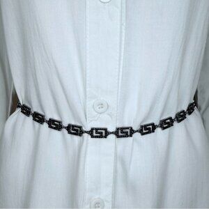 Black metallic skinny chain belt